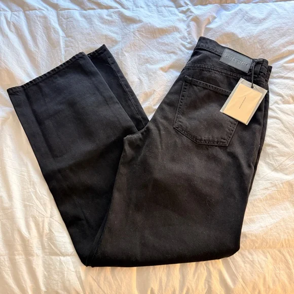 GRLFRND Bella Low Rise Boyfriend Jeans Black | Size 27 | NWT - Picture 4 of 6